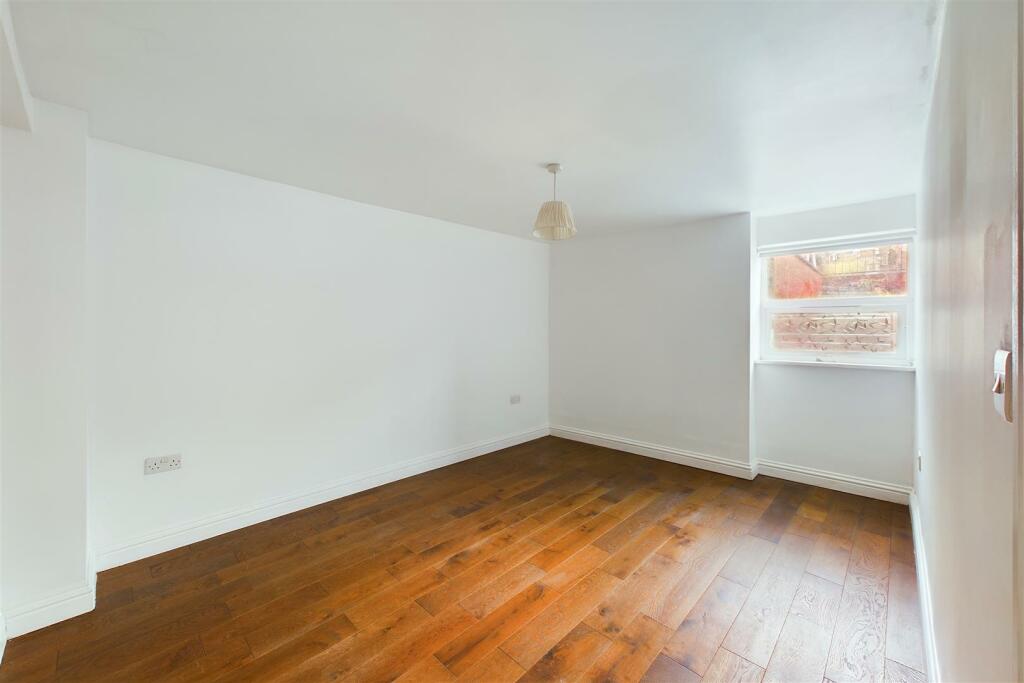Additional image 12 of 2 BED FLAT | KNOWLE