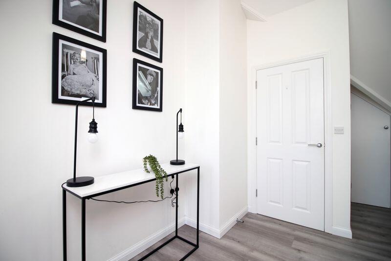 Additional image 9 of 28 Mayville