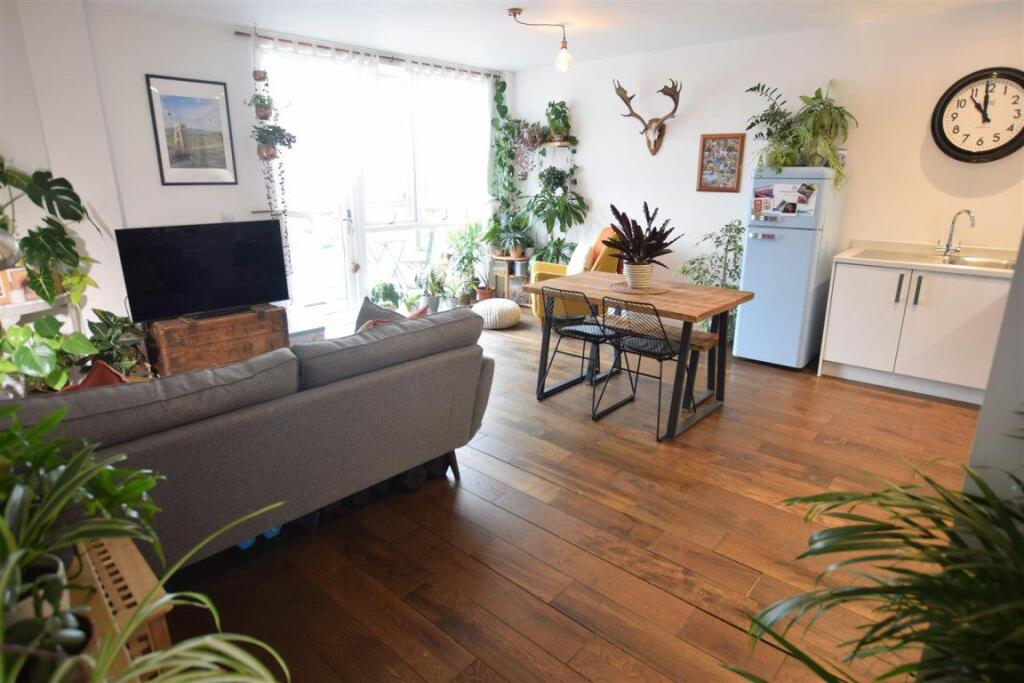 Additional image 13 of Harbour Crescent, Portishead, North Somerset
