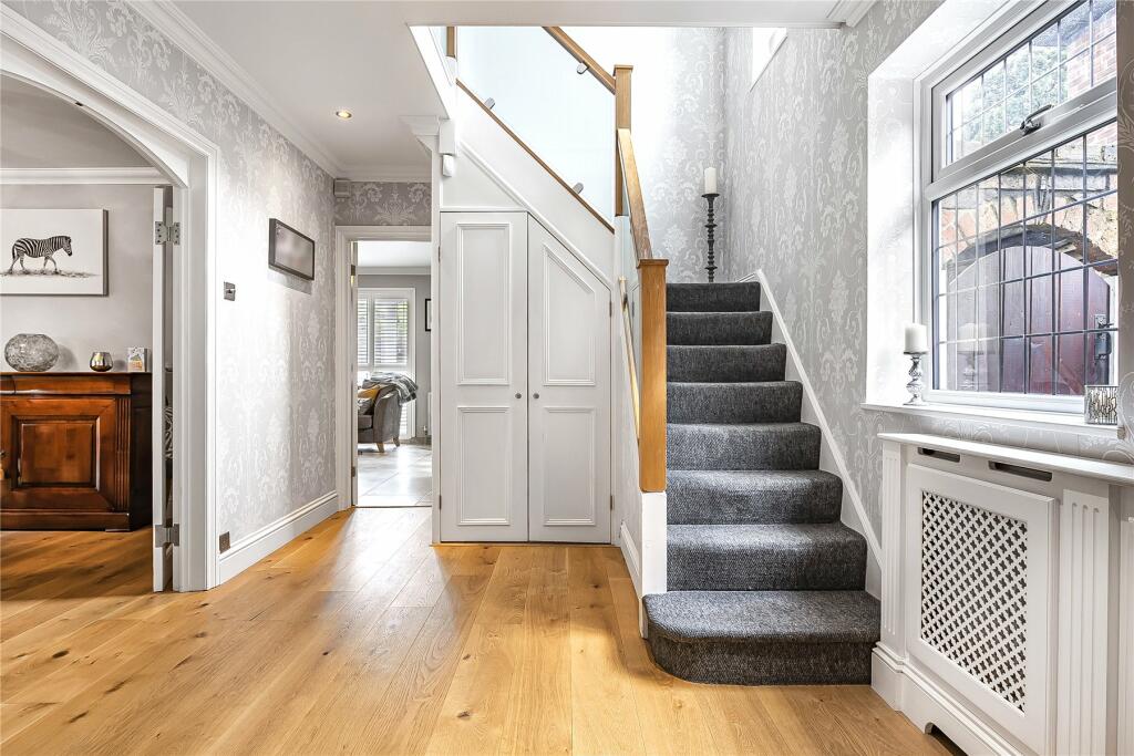 Additional image 19 of Crofton Avenue, Orpington