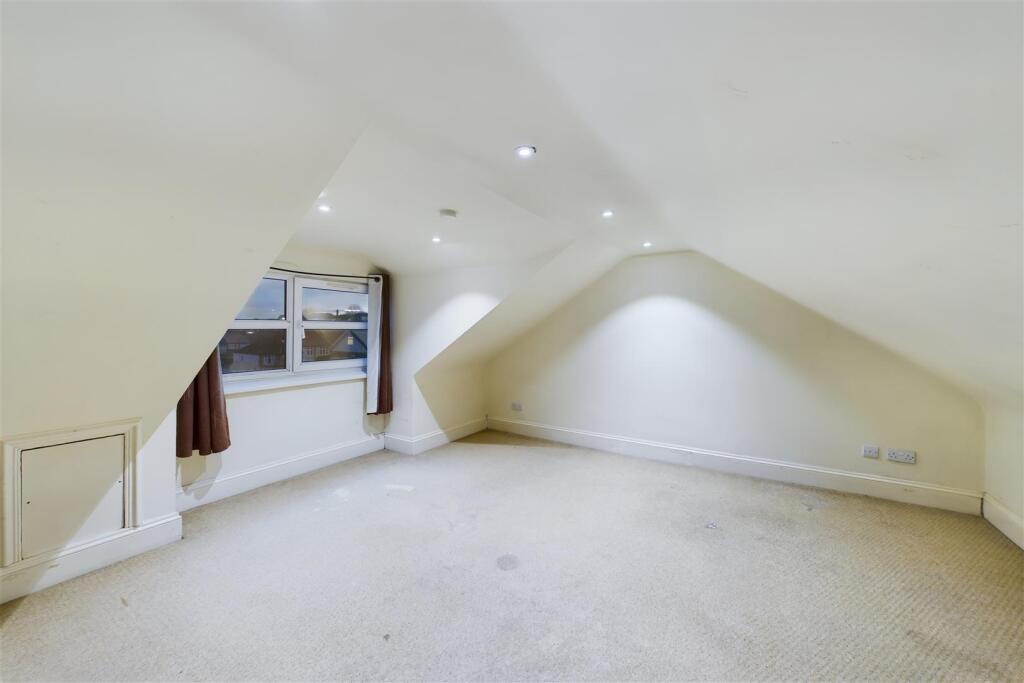 Additional image 7 of BLOCK OF FLATS | HORFIELD