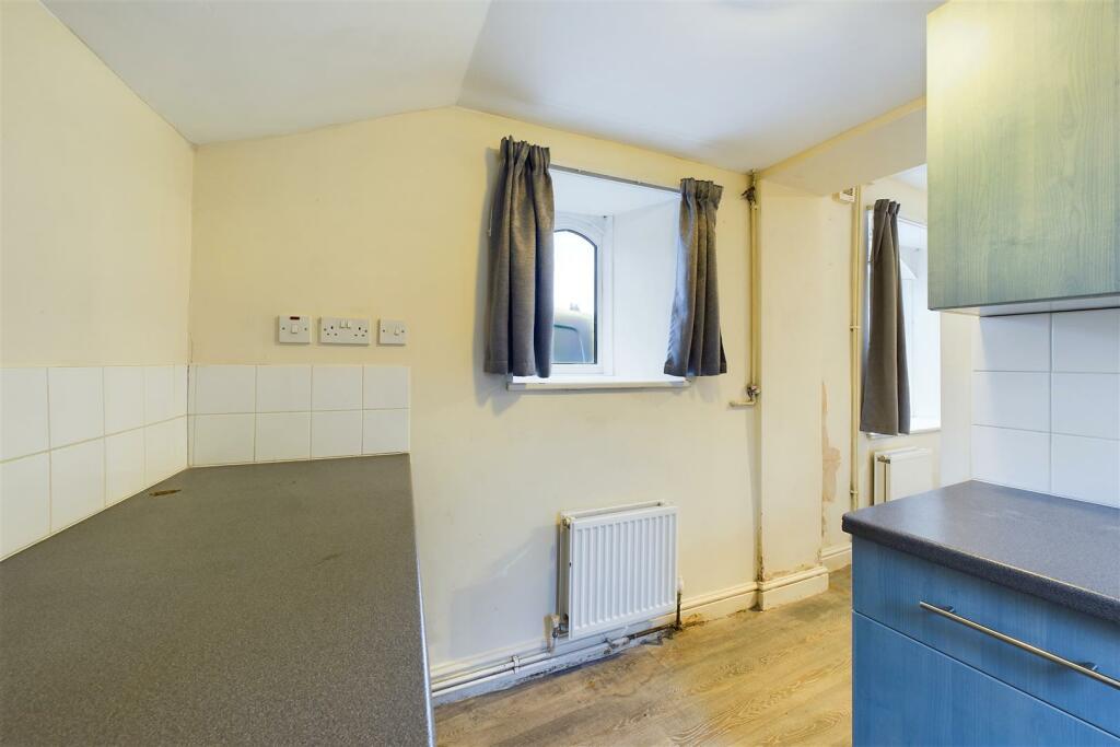 Additional image 13 of HOUSE | BASIC UPDATING | CLEVEDON