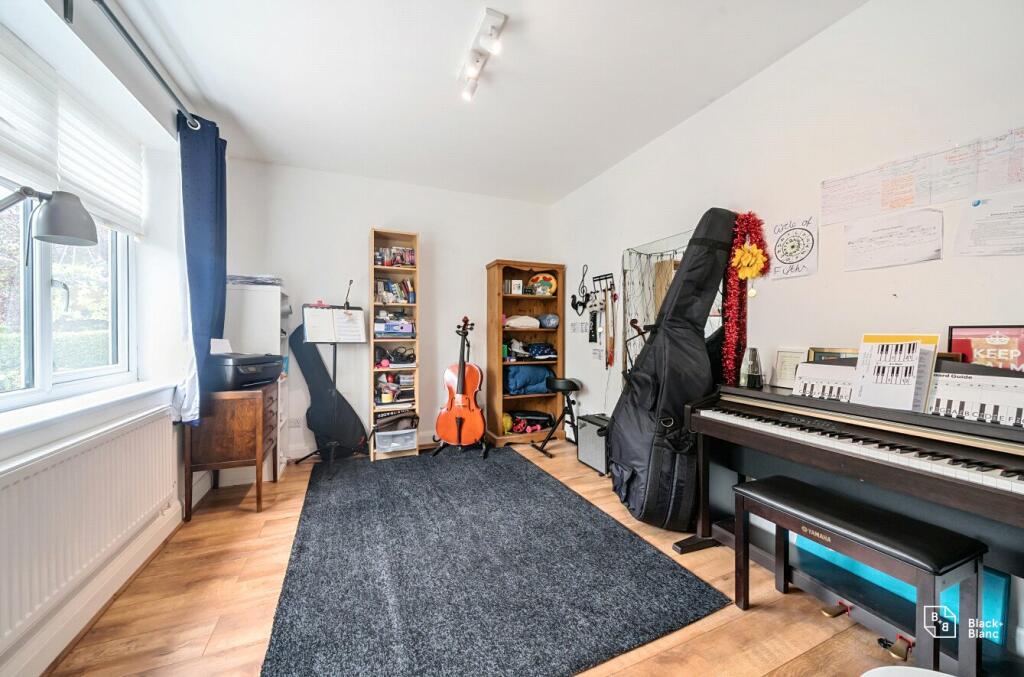 Additional image 11 of Hawes Lane, West Wickham, BR4