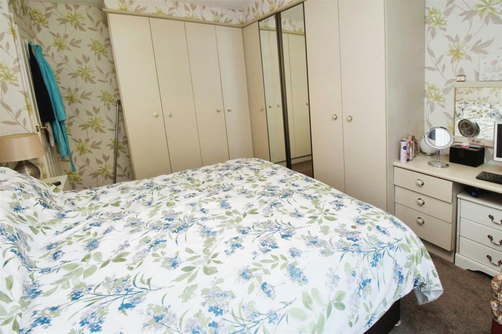 Additional image 12 of Cleckheaton Road, Low Moor, Bradford, BD12 0HL