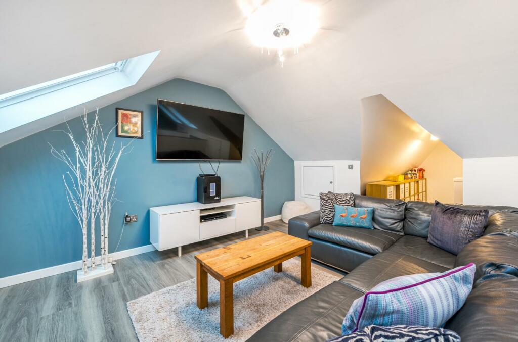 Additional image 18 of Broadway, Yate