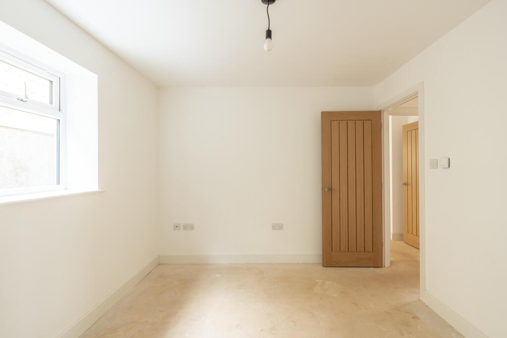 Additional image 14 of Copse Close, Oldmixon, Weston-Super-Mare