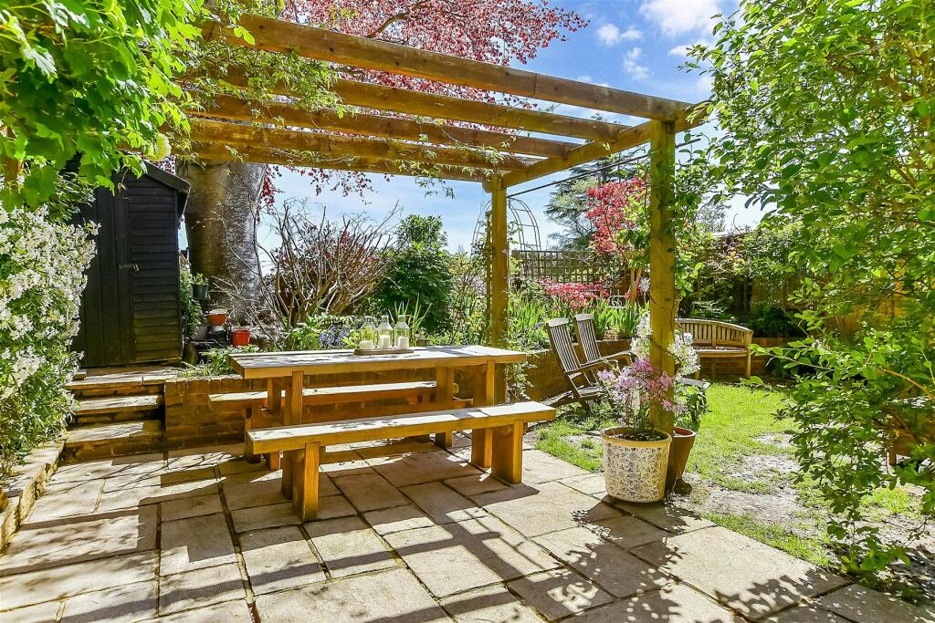 Additional image 11 of Wallands Crescent, Lewes, East Sussex