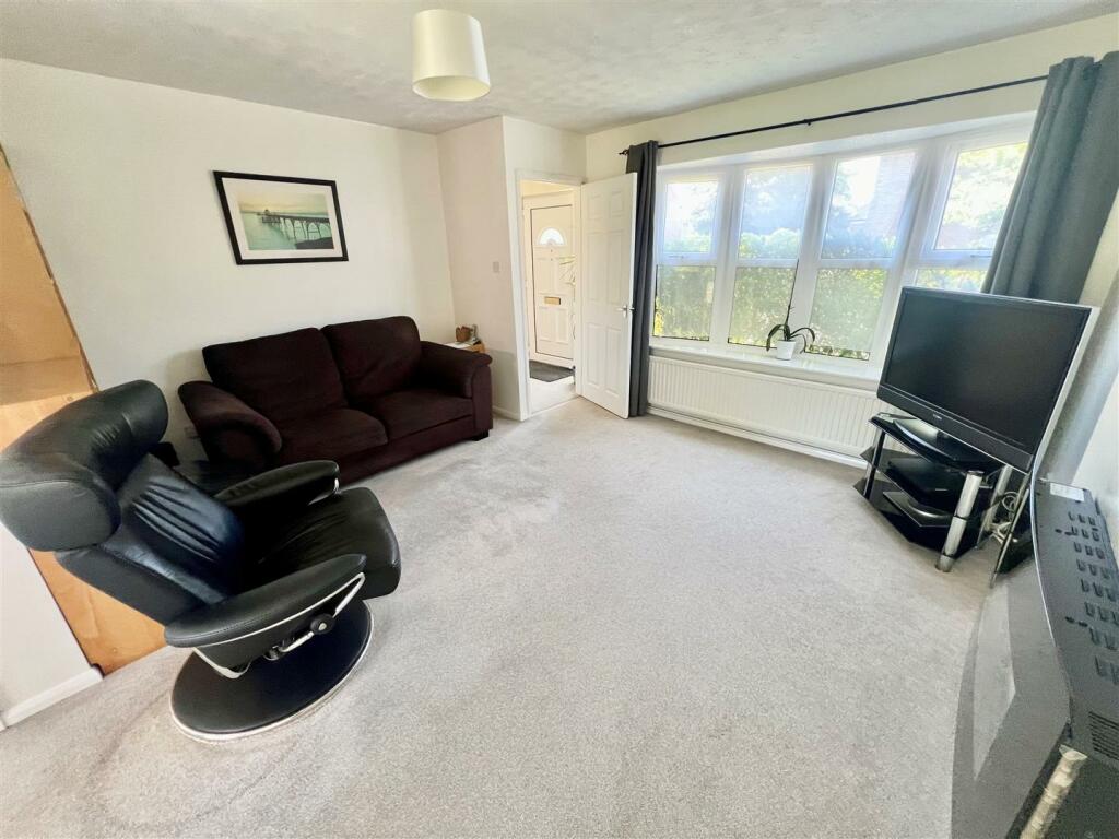 Additional image 12 of Cul-de-sac Location