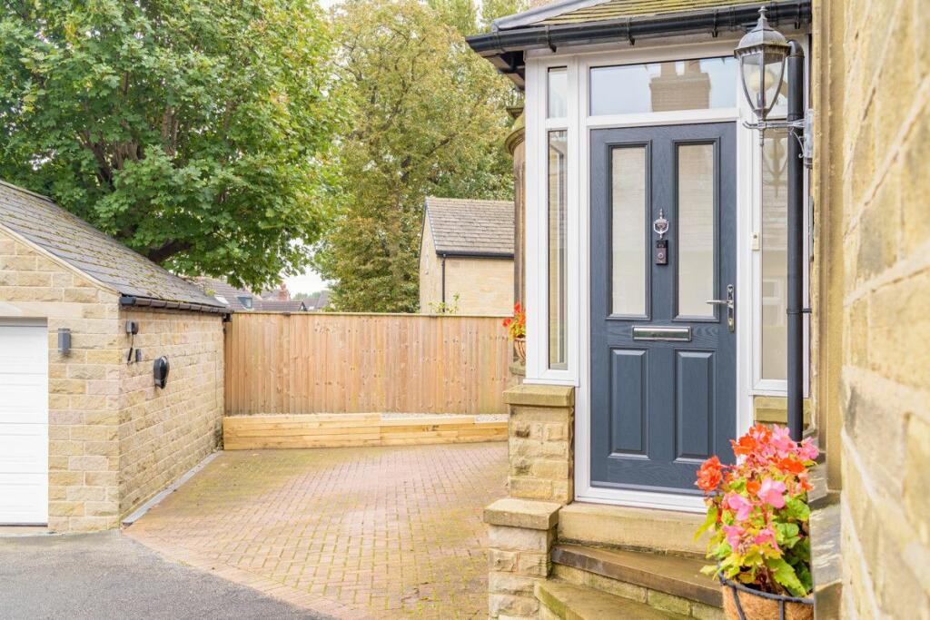 Additional image 35 of Bradford Road, Gomersal