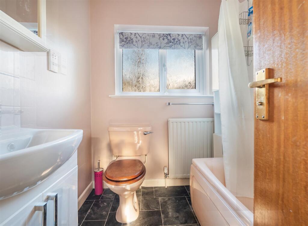 Additional image 13 of Brae Road, Winscombe - SPACIOUS DETACHED BUNGALOW