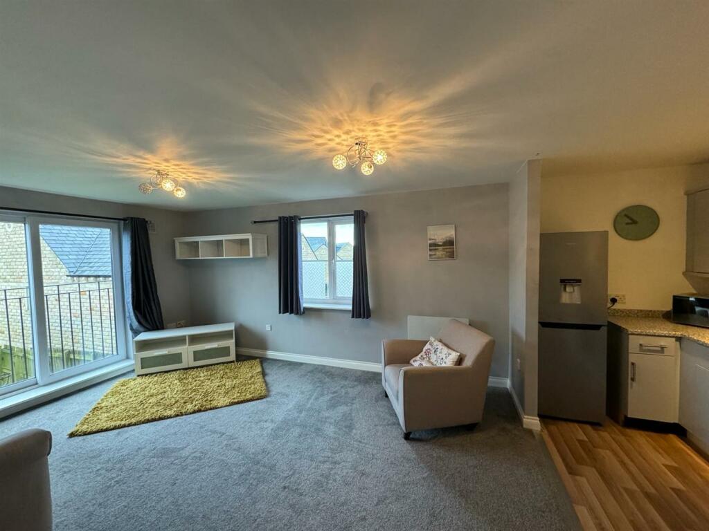 Additional image 3 of Manor Park Road, Cleckheaton