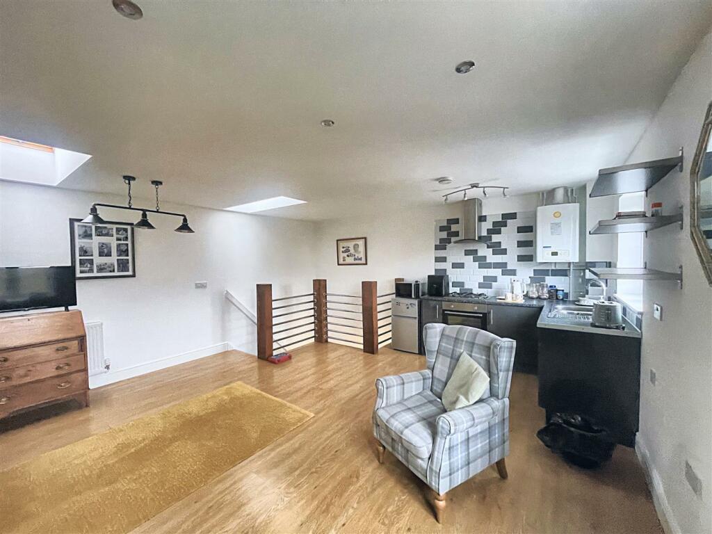 Additional image 4 of Irons Way, West Wick, Weston super Mare