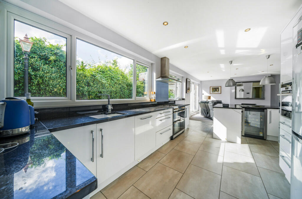 Additional image 4 of Beaconsfield Road, Bromley, BR1