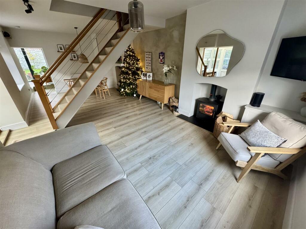 Additional image 2 of Victoria Square, Portishead.