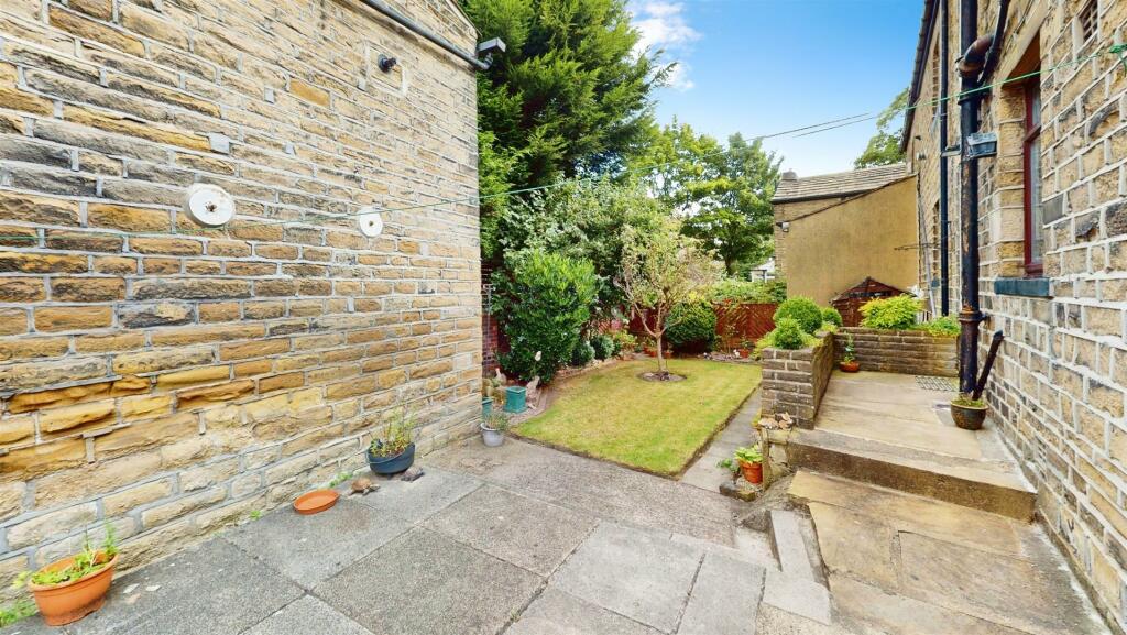 Additional image 16 of Otley Road, Charlestown, Shipley