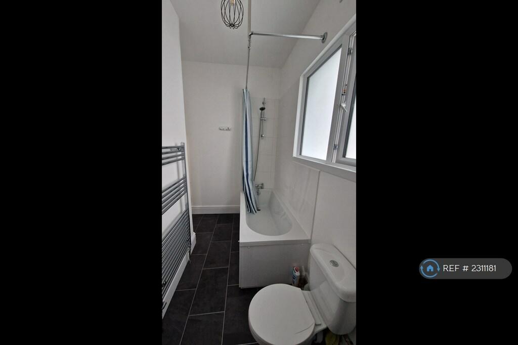Additional image 7 of Croydon Road, Beckenham, BR3