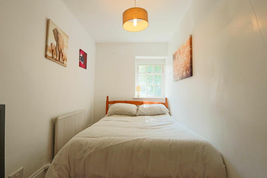 Additional image 15 of Basement Flat,  Meridian Place, Bristol