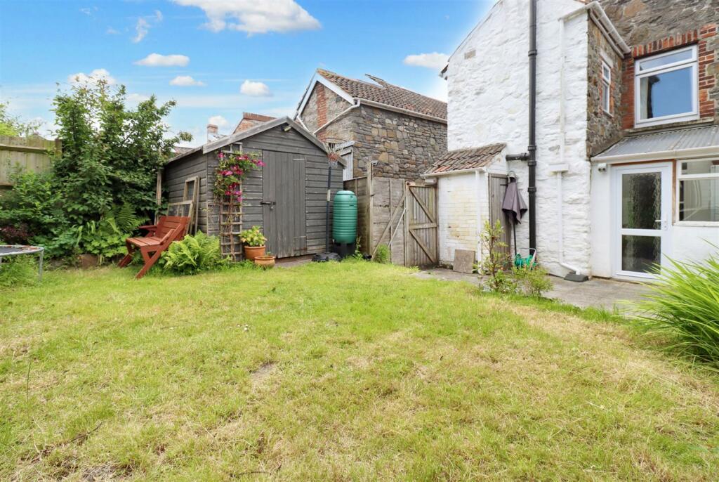 Additional image 11 of Short walk to Clevedon Town Centre