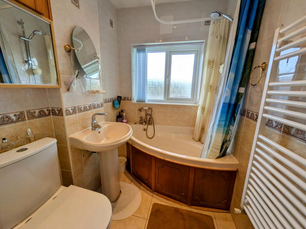 Additional image 9 of Briarfield Avenue, Bradford, BD10