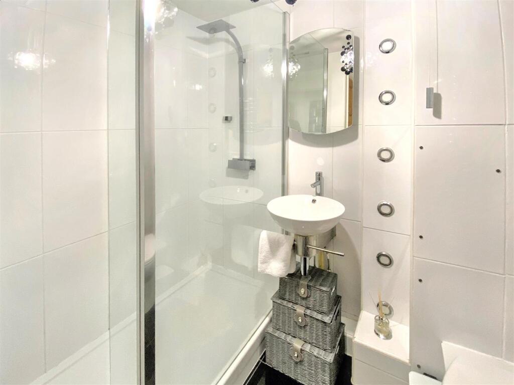 Additional image 11 of Beautiful location on Clevedon’s picturesque coastline