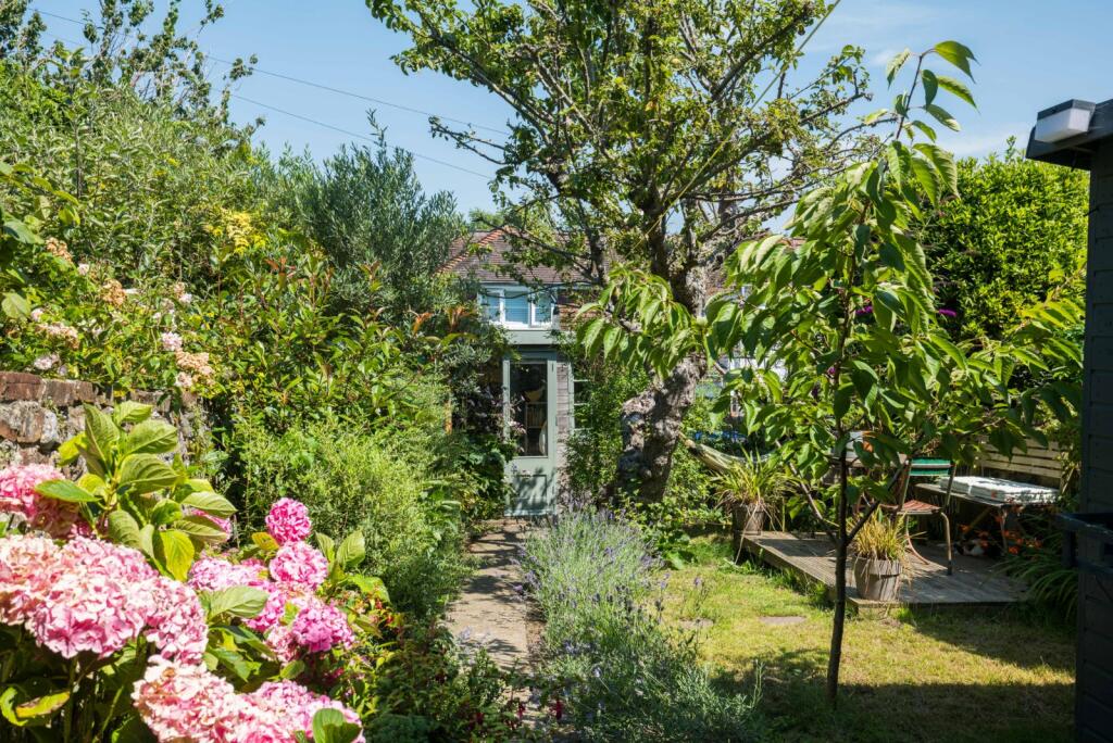 Additional image 20 of St Anne's Terrace, Lewes, BN7