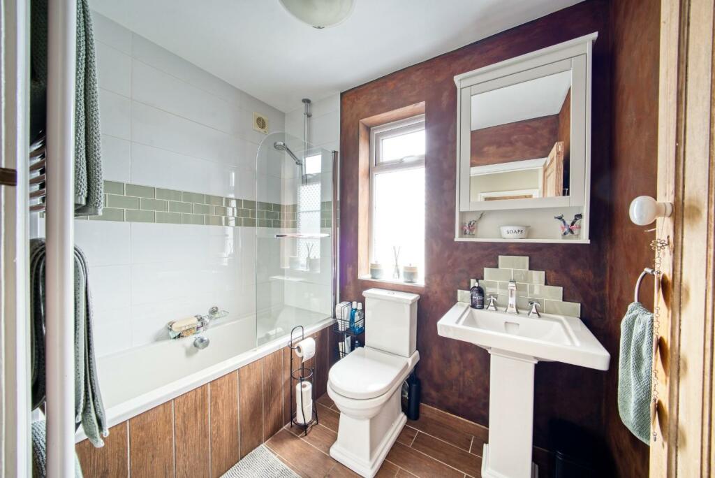 Additional image 13 of Exceptional extended family home in the village of Cleeve