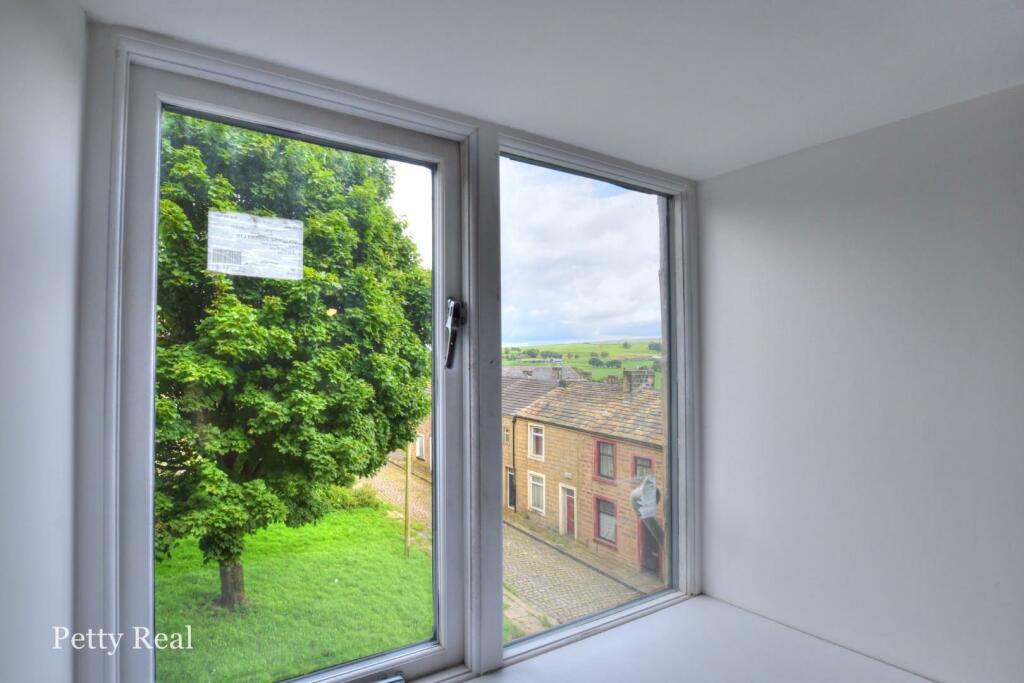 Additional image 4 of Apartment 7 Heritage Quarter House