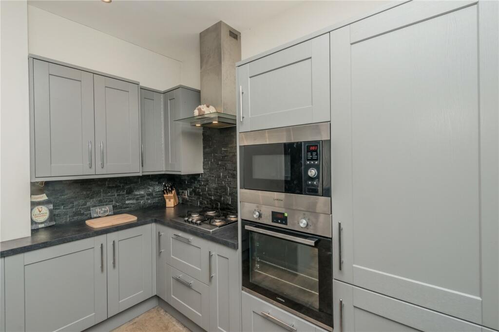 Additional image 4 of Whitcliffe Road, Cleckheaton, BD19