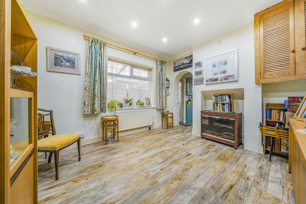 Additional image 5 of Knoll Rise, Orpington