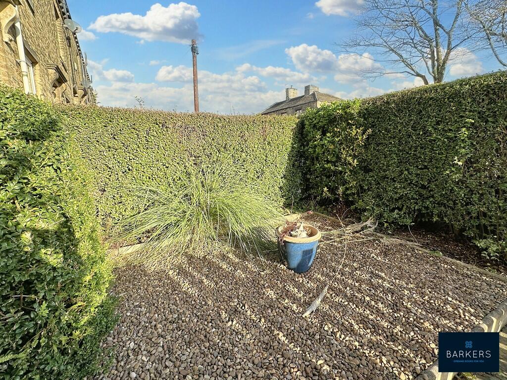 Additional image 12 of Bradford Road, Birkenshaw