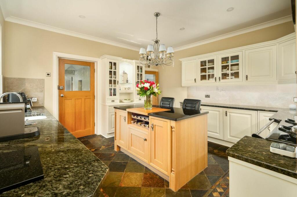 Additional image 7 of Bradford Road, Gomersal