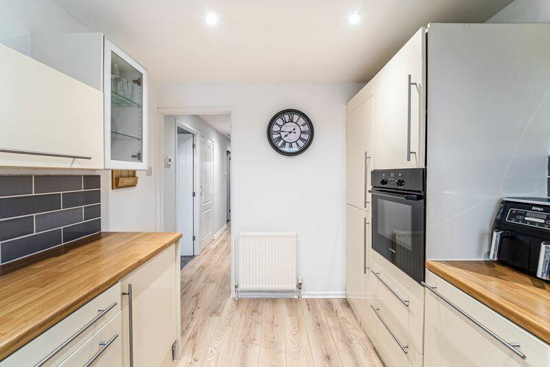 Additional image 10 of Springfield Gardens, Banwell - SUPERB CONDITION