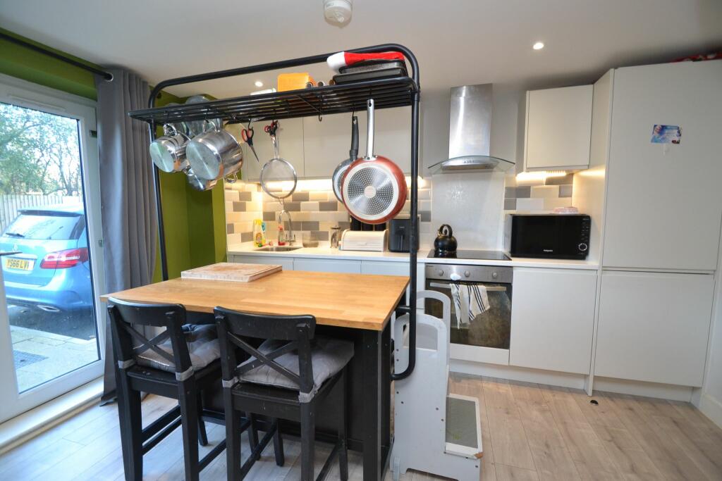 Additional image 4 of Waterside View, 1023 Harrogate Road, Apperley Bridge,