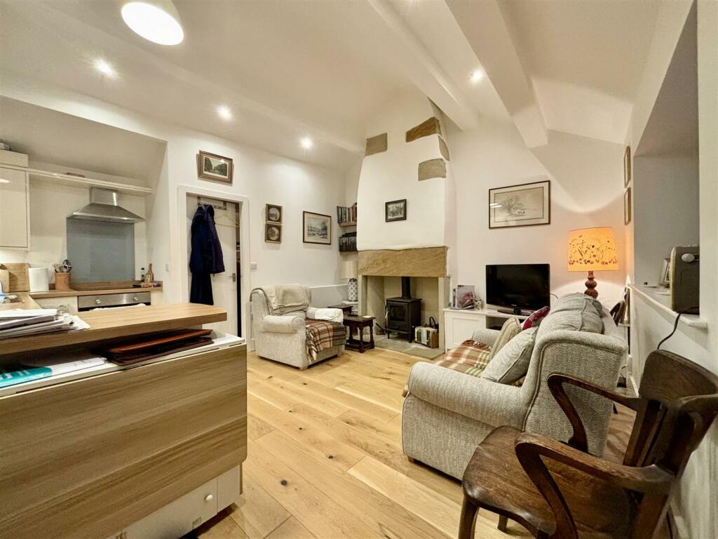 Additional image 5 of Park Grove, Queensbury, Bradford