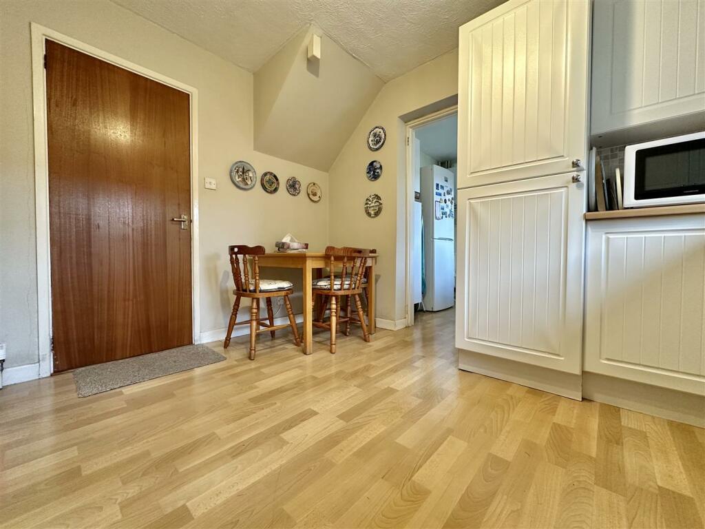 Additional image 13 of Round Oak Grove, Cheddar