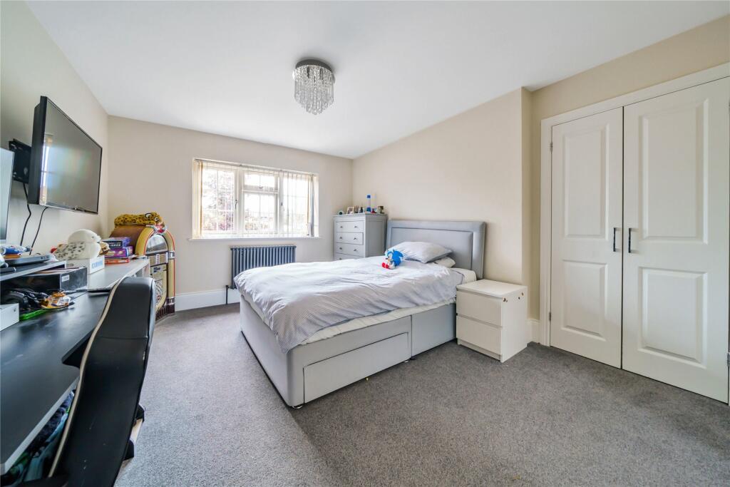 Additional image 12 of Mead Road, Chislehurst