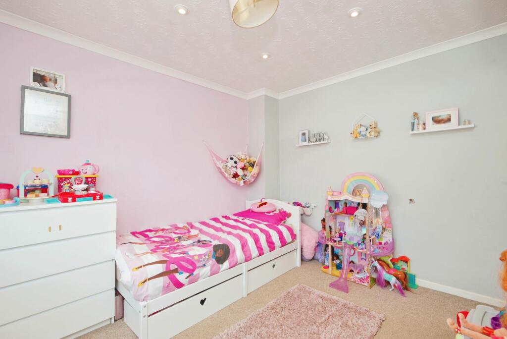 Additional image 19 of St. Austell Road, Weston-super-Mare - LARGE GARDEN