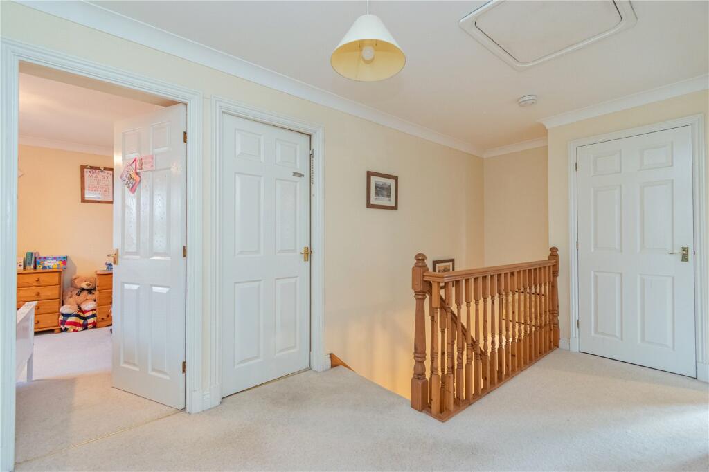 Additional image 14 of 28 Cypress Way, Penrith