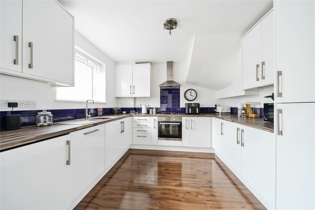 Additional image 4 of Pine Avenue, West Wickham