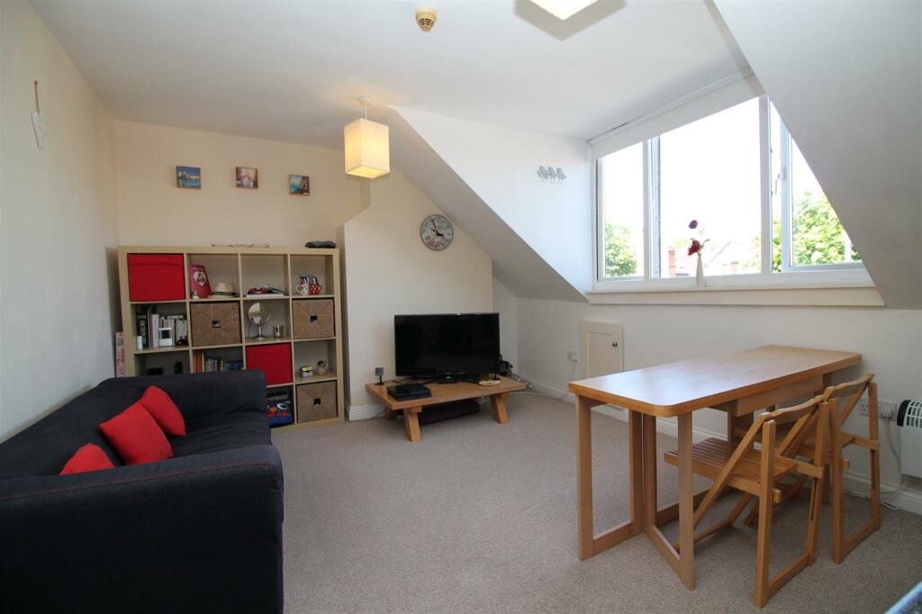 Additional image 2 of 18677313 Coldharbour Road, Westbury Park
