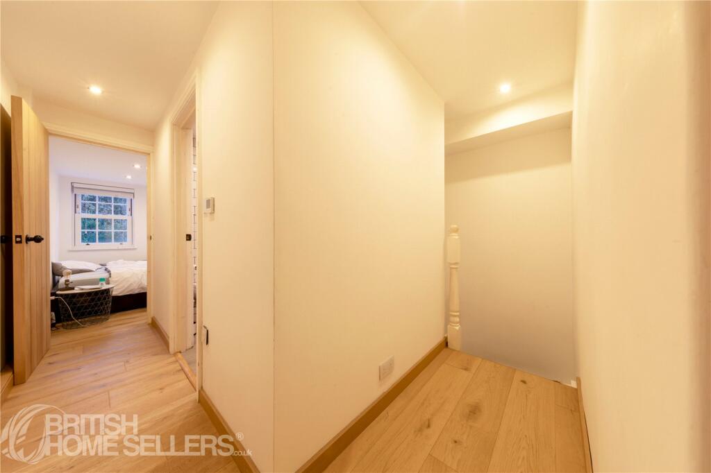 Additional image 12 of Croydon Road, Bromley, BR2