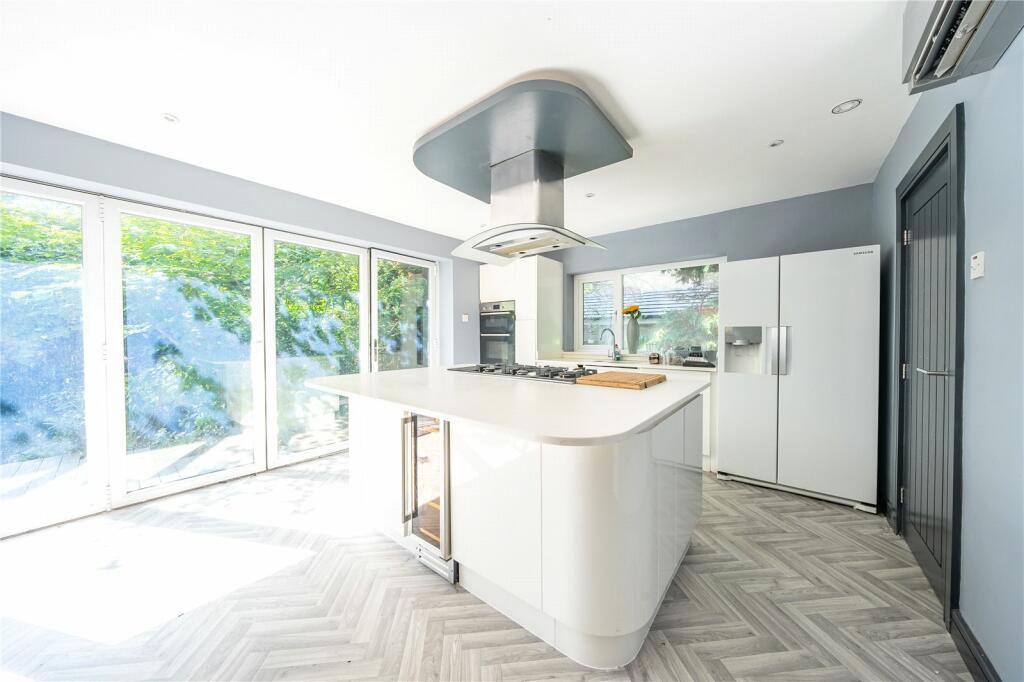 Additional image 4 of Kirkbourne Grove, Baildon, Shipley, West Yorkshire