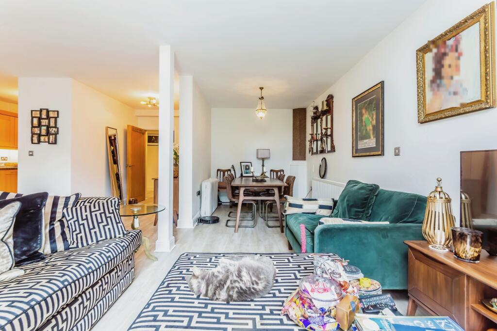 Additional image 7 of Crescent Road, Beckenham, BR3