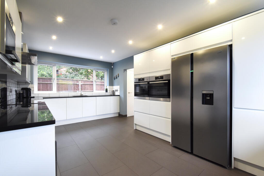 Additional image 9 of Southborough Road, Bromley