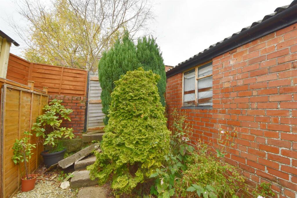 Additional image 9 of Stoneleigh Crescent, Bristol