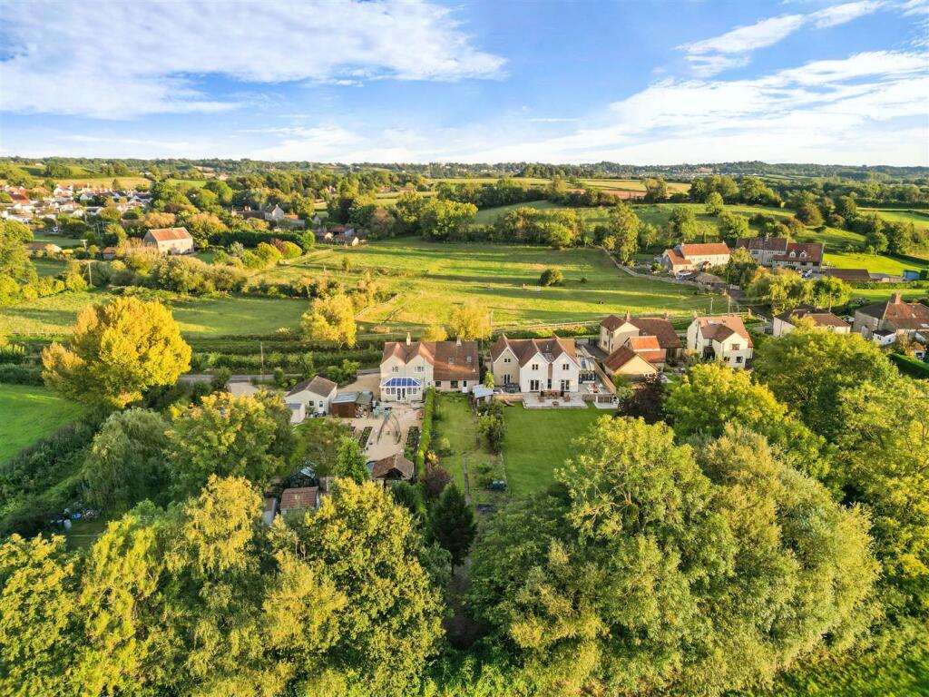 Additional image 22 of Surrounded By Farmland In Popular Village Of Olveston