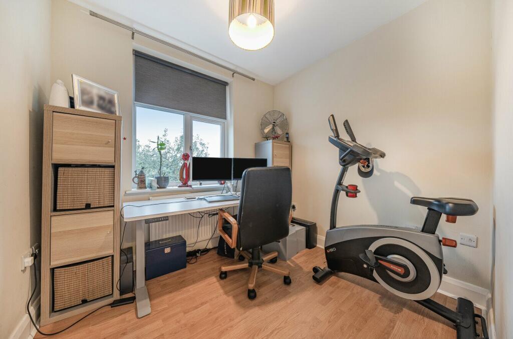 Additional image 14 of Southborough Lane, Bromley, BR2