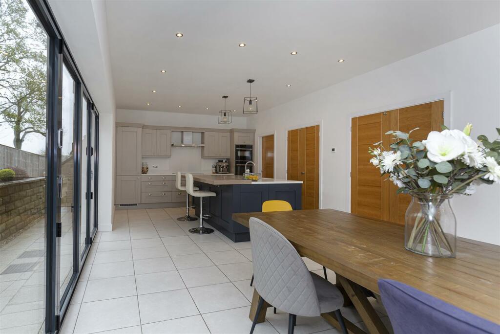 Additional image 13 of Snelsins Road, Cleckheaton