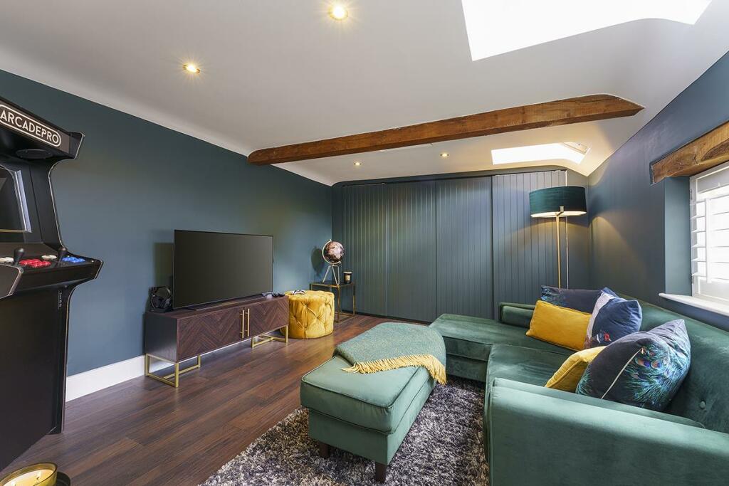 Additional image 9 of Camp Road, Oldbury-On-Severn, Bristol