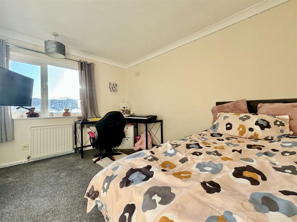 Additional image 11 of Thornaby Drive, Clayton